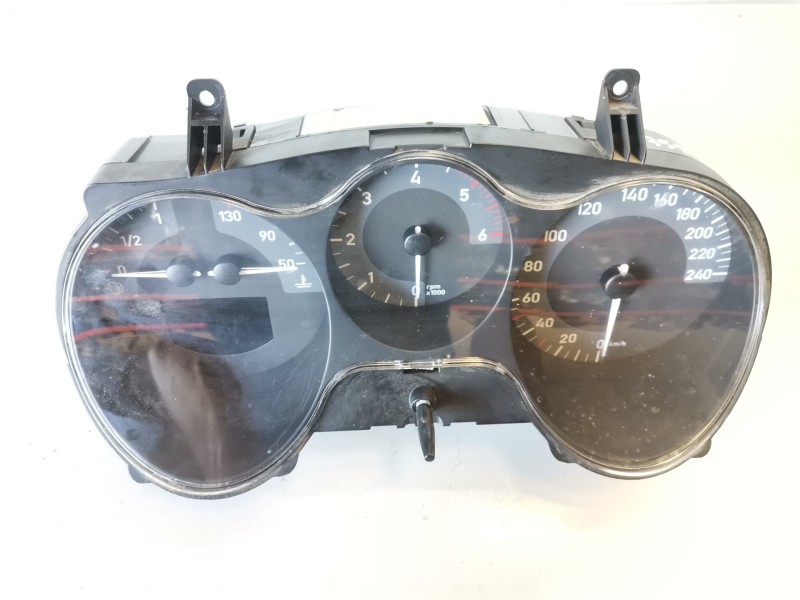 Recambio de cuadro instrumentos para seat leon (1p1) bkd referencia OEM IAM 1P0920823F  
