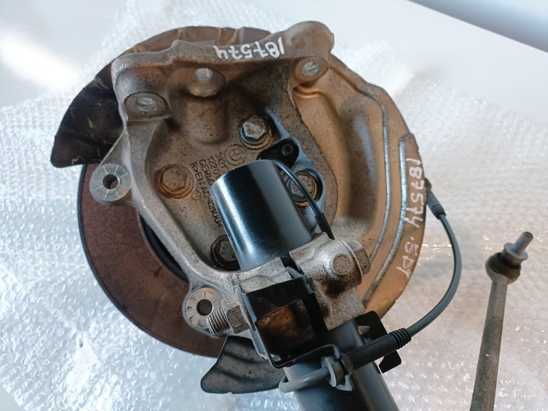 Recambio de mangueta delantera derecha para bmw serie 1 berlina (e81/e87) n47d20a referencia OEM IAM 3121676444403  