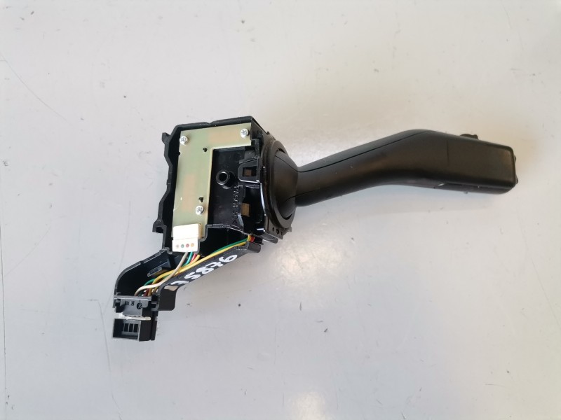 Recambio de mando luces para seat leon (1p1) bkd referencia OEM IAM   