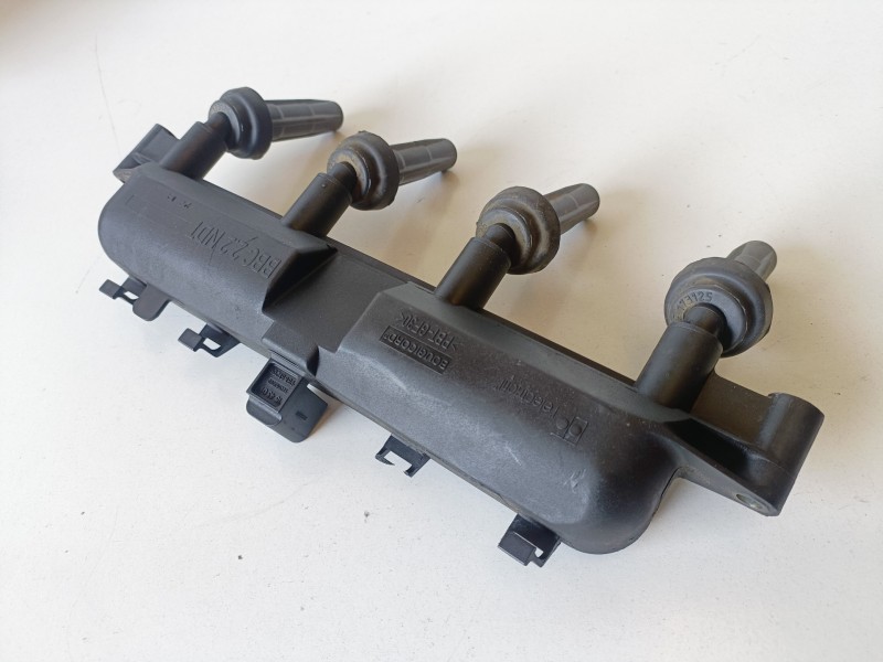 Recambio de bobina encendido para peugeot 206 kfx referencia OEM IAM   