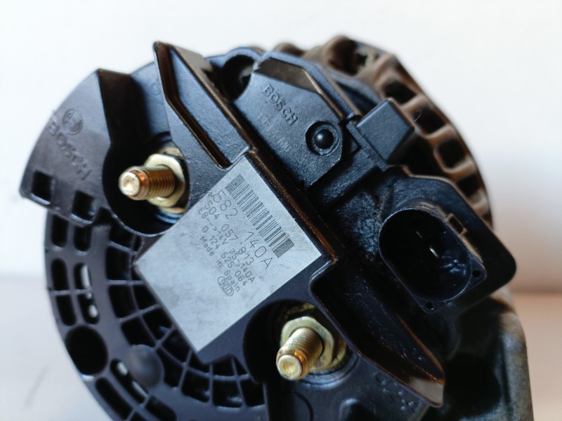 Recambio de alternador para iveco daily furgón f1ce0481a referencia OEM IAM 504057813/0124525064  