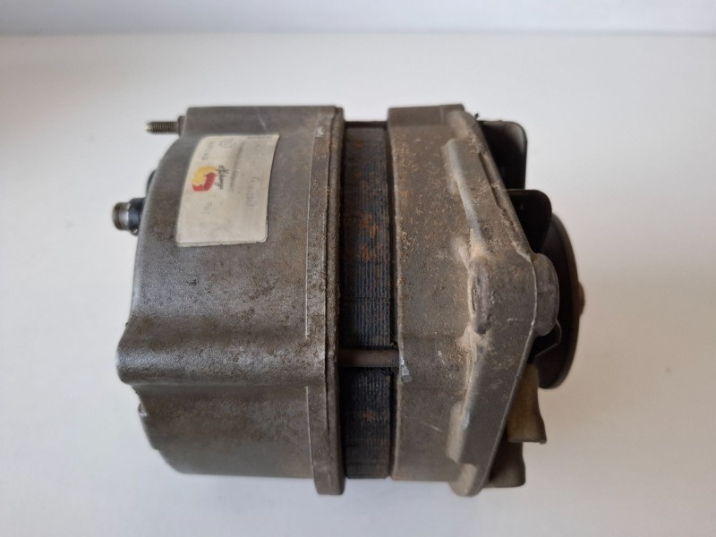 Recambio de alternador para opel corsa b c12nz referencia OEM IAM   
