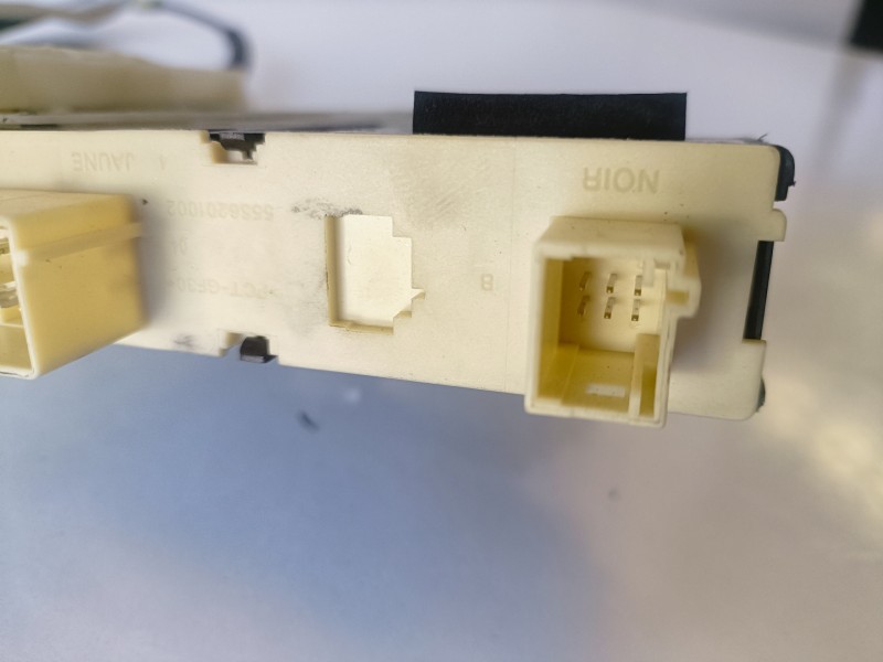 Recambio de elevalunas delantero izquierdo para citroen c4 berlina 9hz referencia OEM IAM 965493100  
