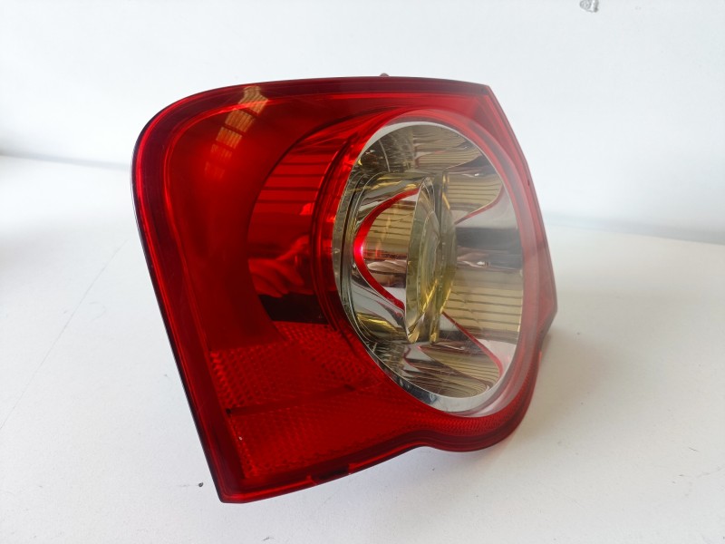 Recambio de piloto trasero izquierdo para volkswagen passat variant (3c5) bkp referencia OEM IAM 3C5945095C  