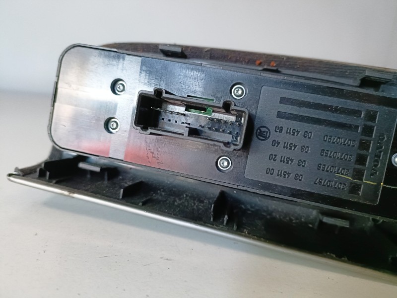 Recambio de mando elevalunas delantero izquierdo para volvo v50 familiar d4204t referencia OEM IAM   