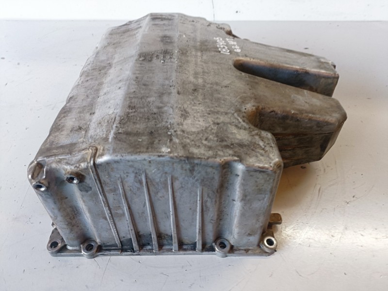 Recambio de carter para volkswagen polo iv (9n3) bnv referencia OEM IAM 045103603D  