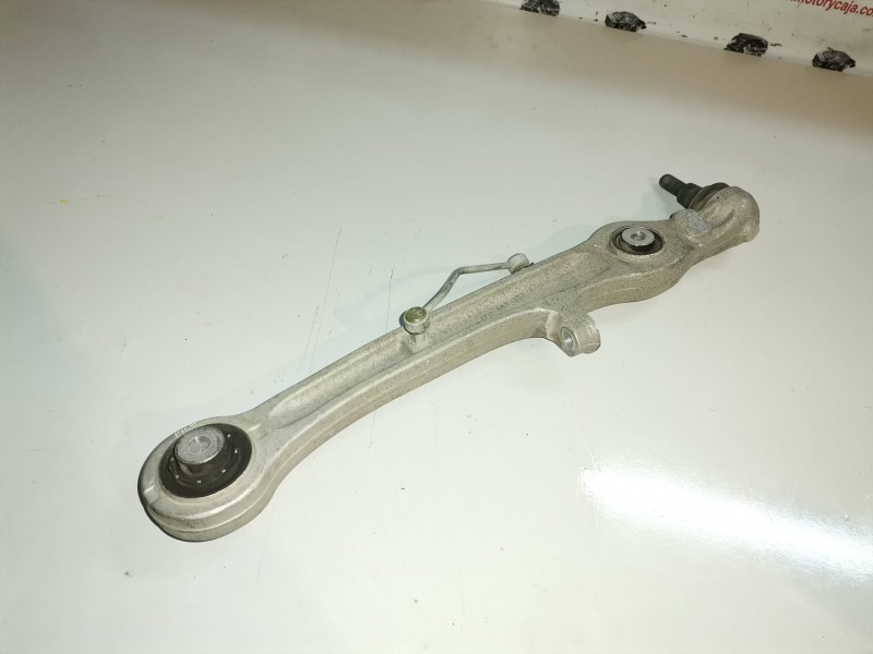 Recambio de brazo suspension inferior delantero izquierdo para audi a6 berlina (4f2) caha referencia OEM IAM 4F0407151A  