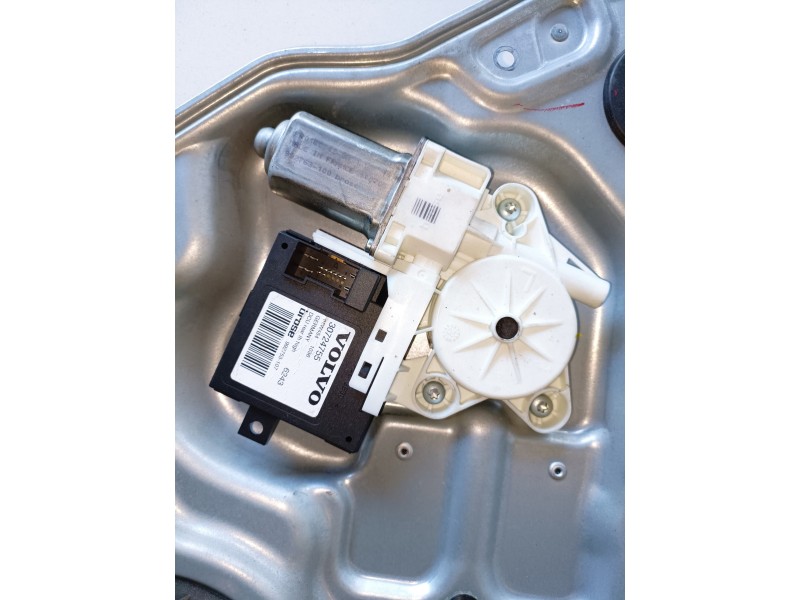 Recambio de elevalunas trasero izquierdo para volvo v50 familiar d4204t referencia OEM IAM 30724755  