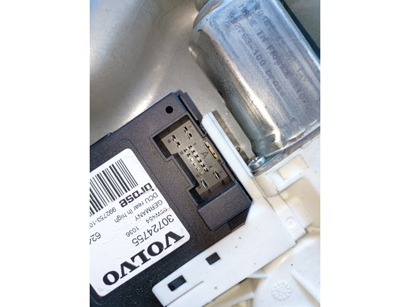 Recambio de elevalunas trasero izquierdo para volvo v50 familiar d4204t referencia OEM IAM 30724755  