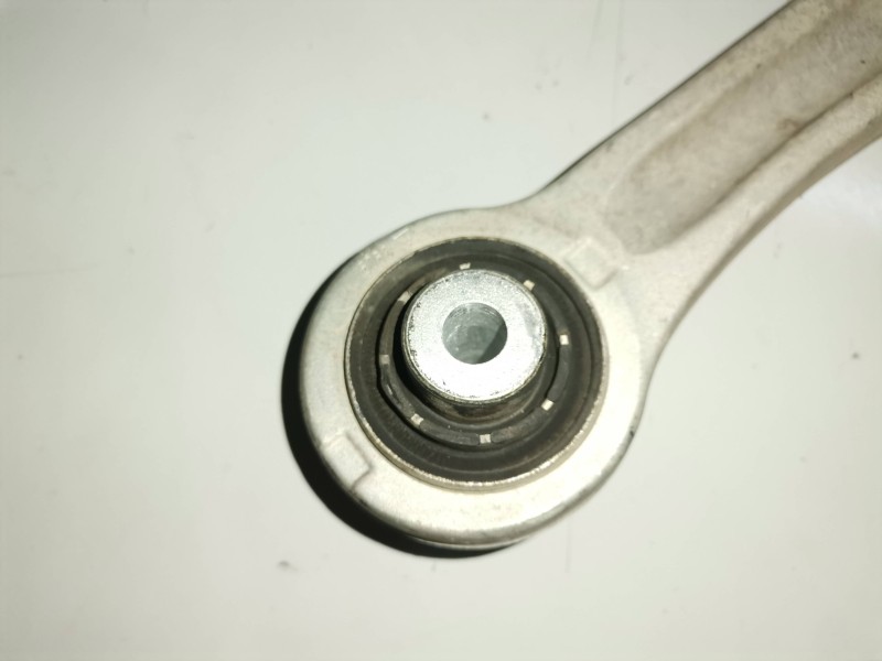 Recambio de brazo suspension inferior delantero izquierdo para audi a6 berlina (4f2) caha referencia OEM IAM 4F0407151A  