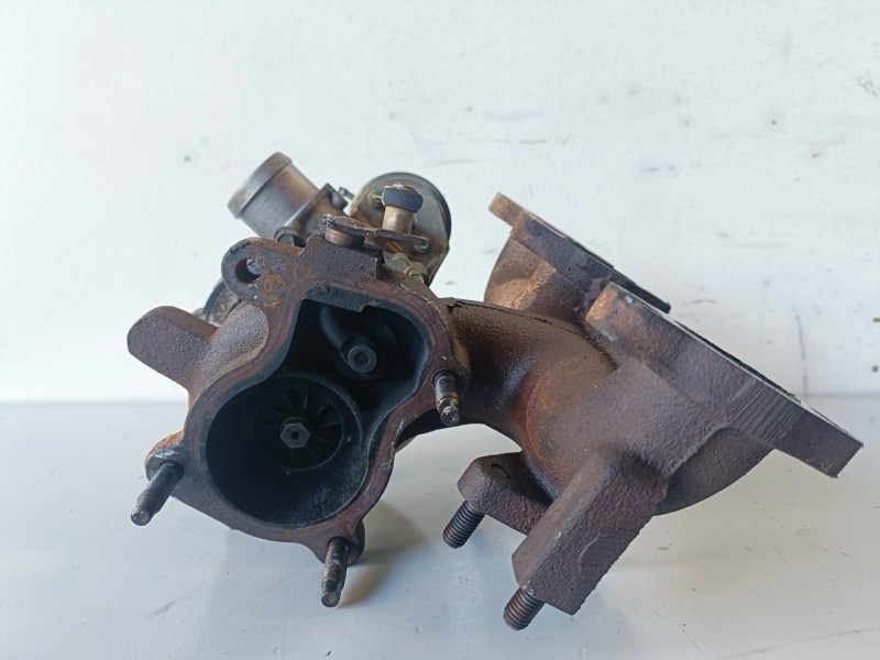 Recambio de turbocompresor para volkswagen polo iv (9n3) bnv referencia OEM IAM 045253019L  