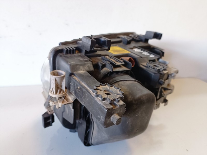 Recambio de faro izquierdo para bmw serie 3 compacto (e46) 204d4 referencia OEM IAM 0301187271  