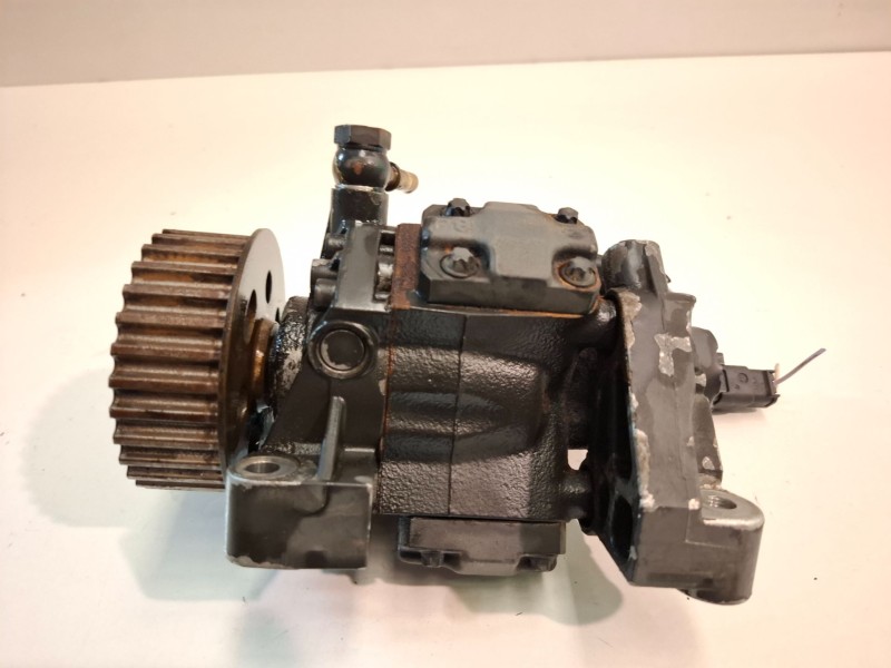 Recambio de bomba inyeccion para renault kangoo ii (f/kw0) k9k804 referencia OEM IAM A2C20000754  