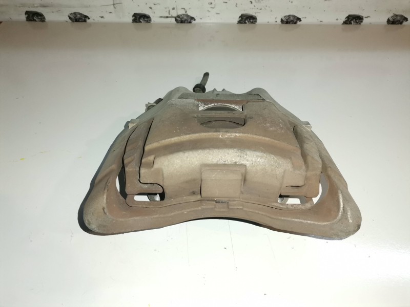 Recambio de pinza de freno delantera izquierda para audi a6 berlina (4f2) caha referencia OEM IAM   