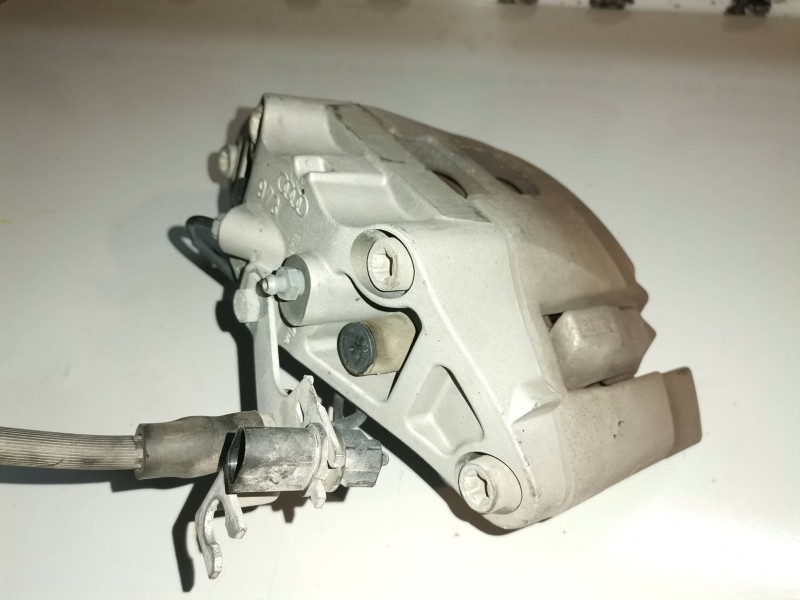 Recambio de pinza de freno delantera izquierda para audi a6 berlina (4f2) caha referencia OEM IAM   