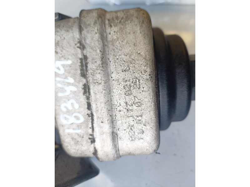 Recambio de enfriador aceite motor para volkswagen polo iv (9n3) bnv referencia OEM IAM 028117021L  
