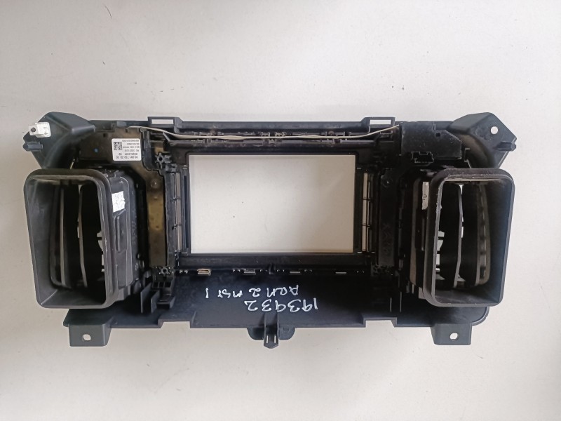Recambio de rejilla aireadora para toyota proace verso ah01 referencia OEM IAM   
