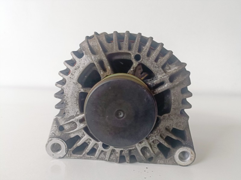Recambio de alternador para citroen xsara picasso 9hy referencia OEM IAM 9646321780  