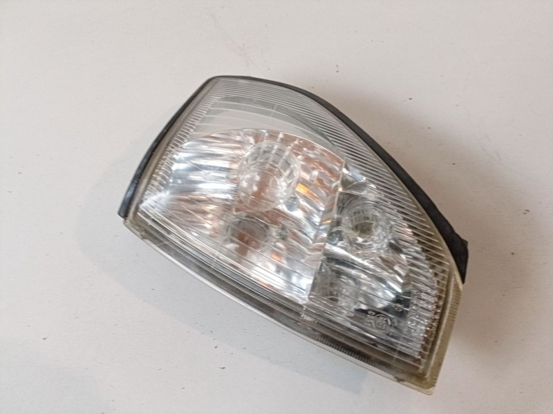 Recambio de piloto delantero izquierdo para toyota land cruiser (j9) 1kzte referencia OEM IAM   