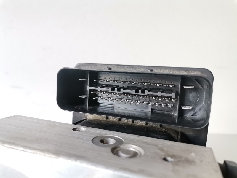 Recambio de abs para land rover freelander (ln) 204d3 referencia OEM IAM SRB500240A0066/10092508543  
