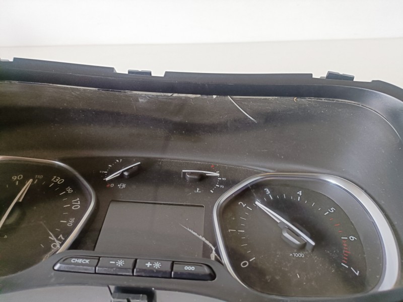 Recambio de cuadro instrumentos para toyota proace verso ah01 referencia OEM IAM 9837561180  