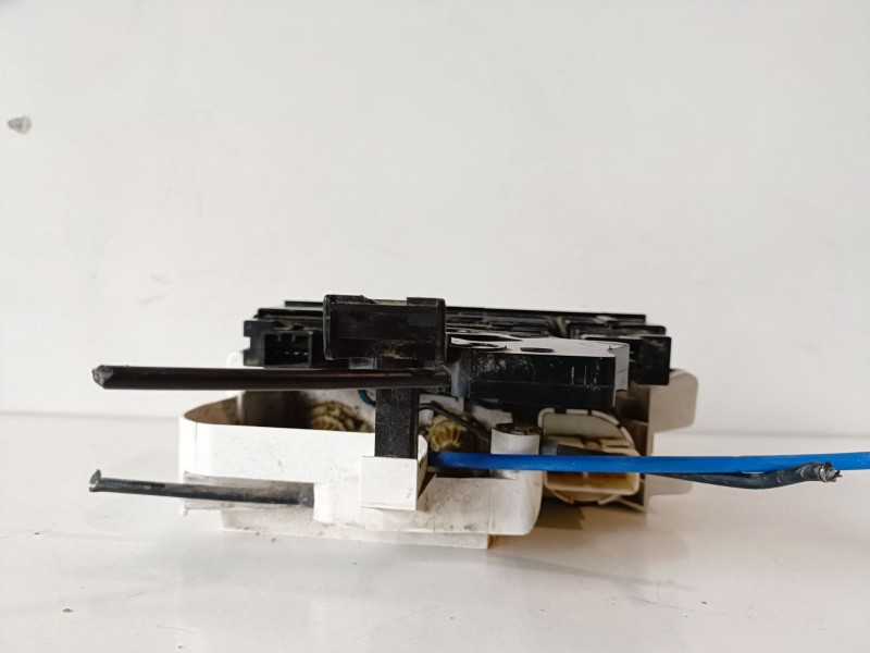 Recambio de mando calefaccion / aire acondicionado para toyota land cruiser (j9) 1kzte referencia OEM IAM   
