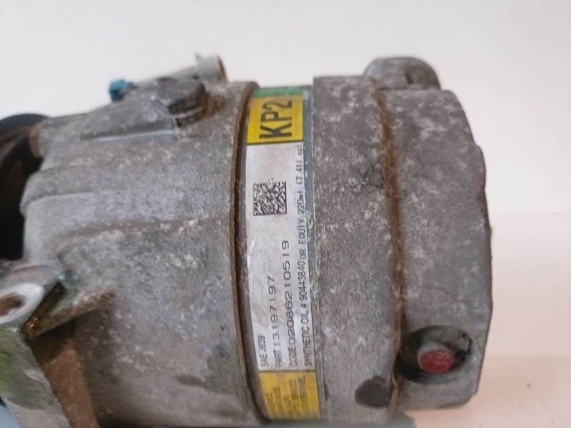 Recambio de compresor aire acondicionado para opel signum z19dth referencia OEM IAM 13197197  