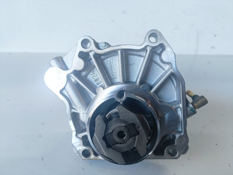 Recambio de depresor freno / bomba vacio para opel insignia berlina a20dth referencia OEM IAM 55205446  