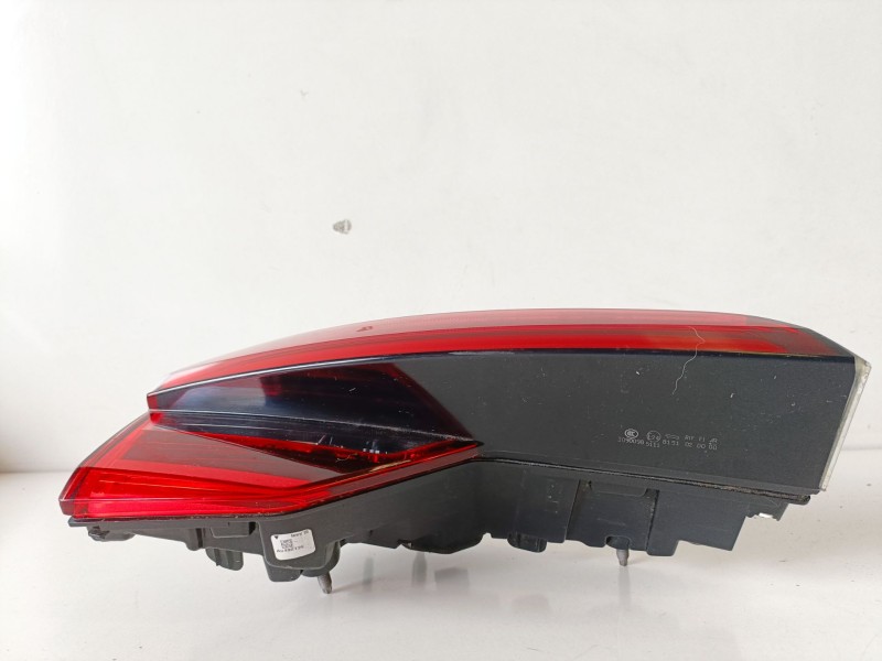 Recambio de piloto trasero izquierdo para audi a4 avant (8w5) deu referencia OEM IAM 8W9945093D  