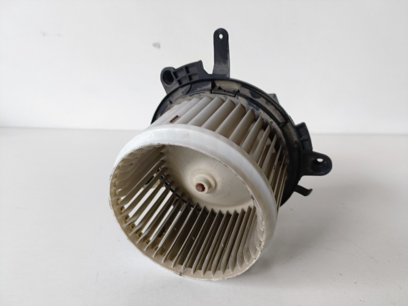 Recambio de ventilador calefaccion para toyota proace verso ah01 referencia OEM IAM 1D480002890886  