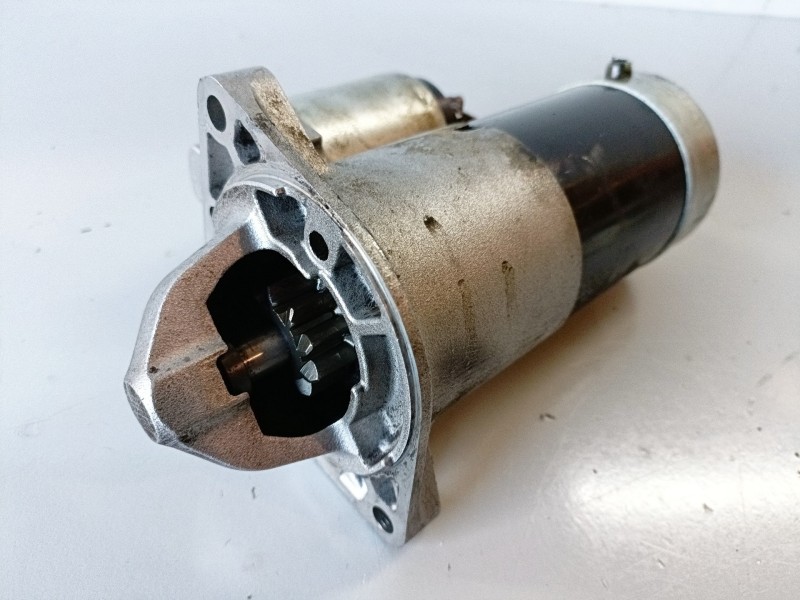 Recambio de motor arranque para opel insignia berlina a20dth referencia OEM IAM 55353857/M001T30072  