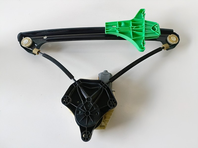 Recambio de elevalunas trasero derecho para volkswagen golf vii (5g1/be1) clh referencia OEM IAM 5Q4959812A  