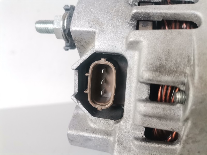Recambio de alternador para nissan x-trail (t31) m9r referencia OEM IAM CGB10309  