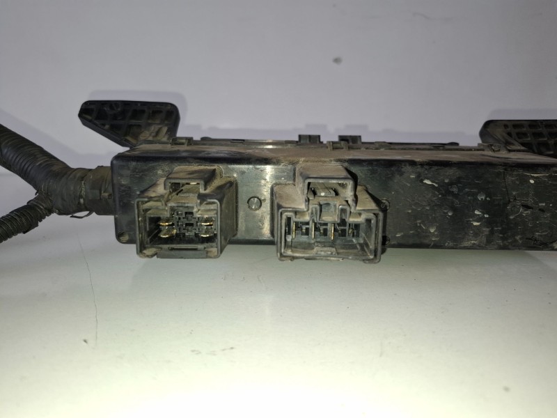 Recambio de caja reles / fusibles para kia carnival j3 referencia OEM IAM   