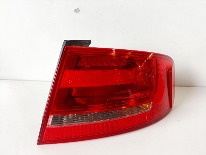 Recambio de piloto trasero derecho para audi a4 berlina (8k2) caga referencia OEM IAM 8K5945096D  