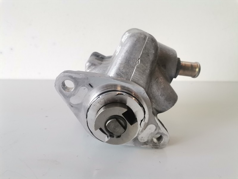 Recambio de bomba direccion para peugeot boxer (290/330) furgón bat.2850mm (2002) 814043s referencia OEM IAM 7683955114  