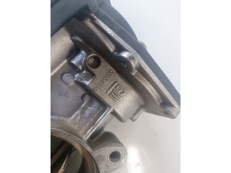 Recambio de caja mariposa para opel insignia berlina a20dth referencia OEM IAM 55564164  