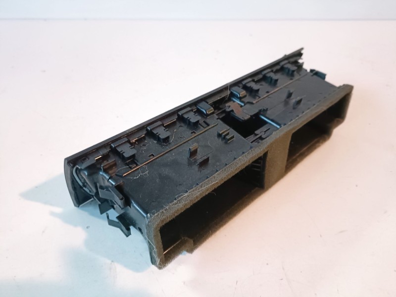 Recambio de aireador central para audi a4 berlina (8k2) caga referencia OEM IAM 8T1820951B  