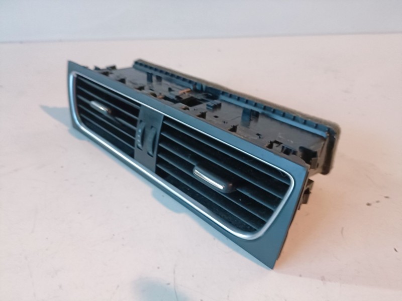 Recambio de aireador central para audi a4 berlina (8k2) caga referencia OEM IAM 8T1820951B  