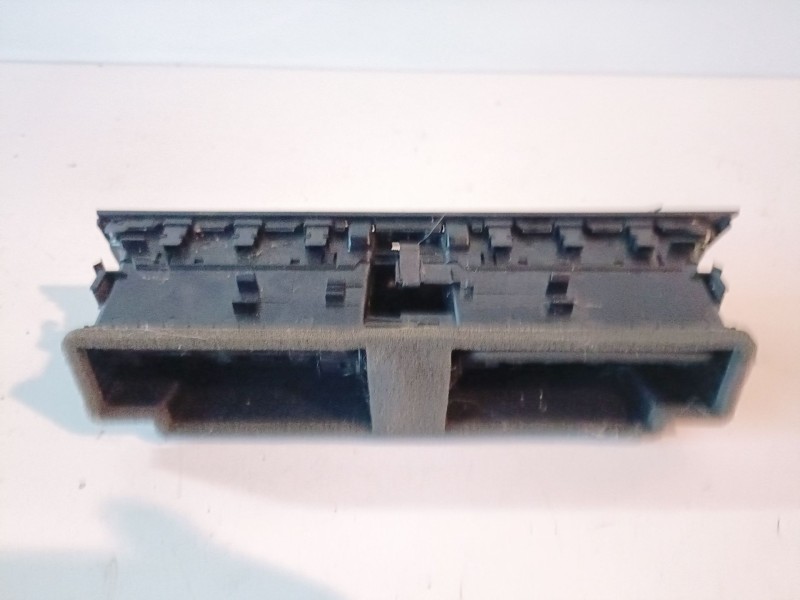Recambio de aireador central para audi a4 berlina (8k2) caga referencia OEM IAM 8T1820951B  
