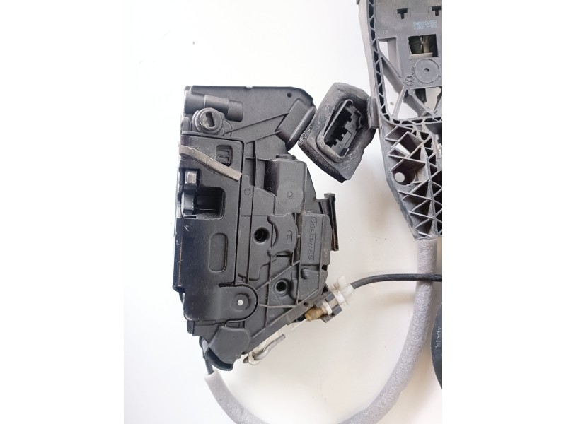Recambio de cerradura puerta trasera izquierda para volkswagen golf vii (5g1/be1) clh referencia OEM IAM 5K4839015Q  