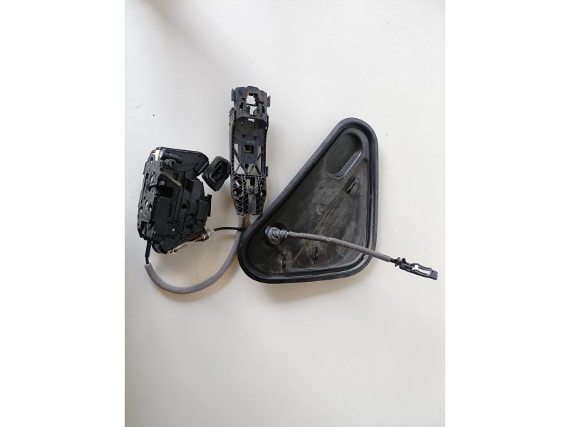 Recambio de cerradura puerta trasera izquierda para volkswagen golf vii (5g1/be1) clh referencia OEM IAM 5K4839015Q  