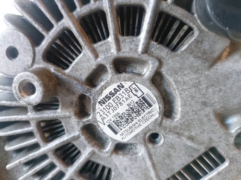 Recambio de alternador para nissan pathfinder (r51) yd25ddti referencia OEM IAM 23100EB31B  