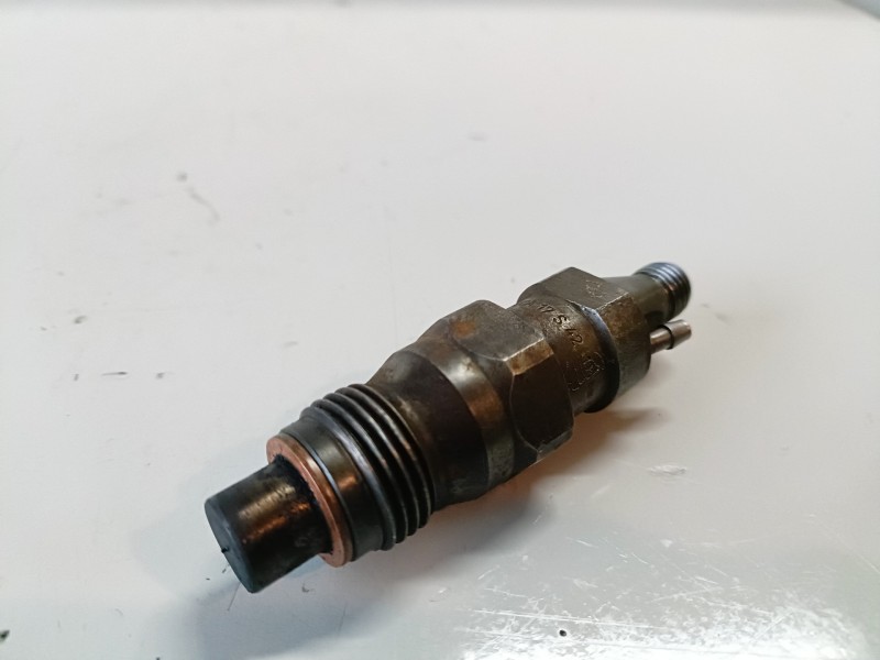 Recambio de inyector para nissan terrano ii (r20) td27 referencia OEM IAM   