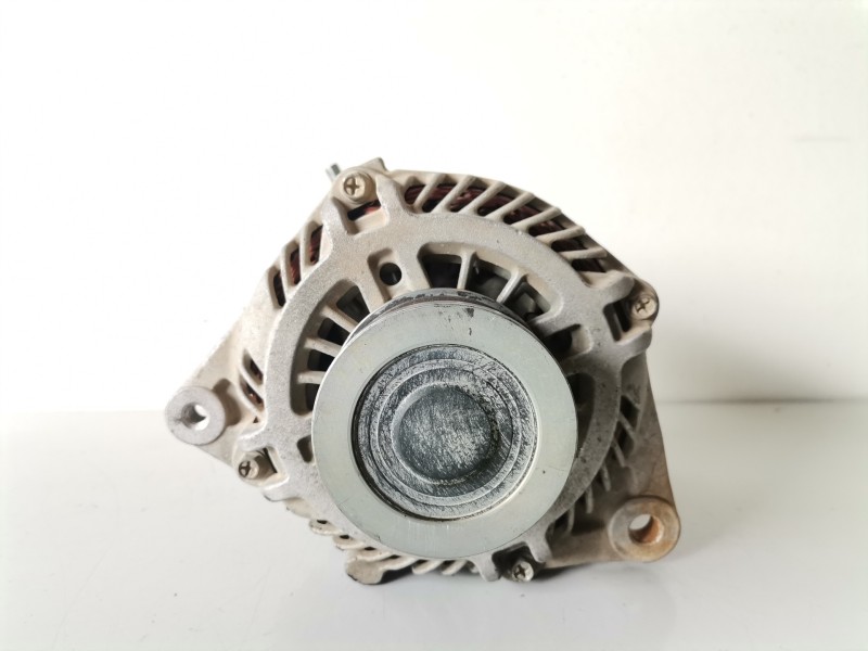 Recambio de alternador para nissan navara pickup (d40m) yd25ddti referencia OEM IAM   