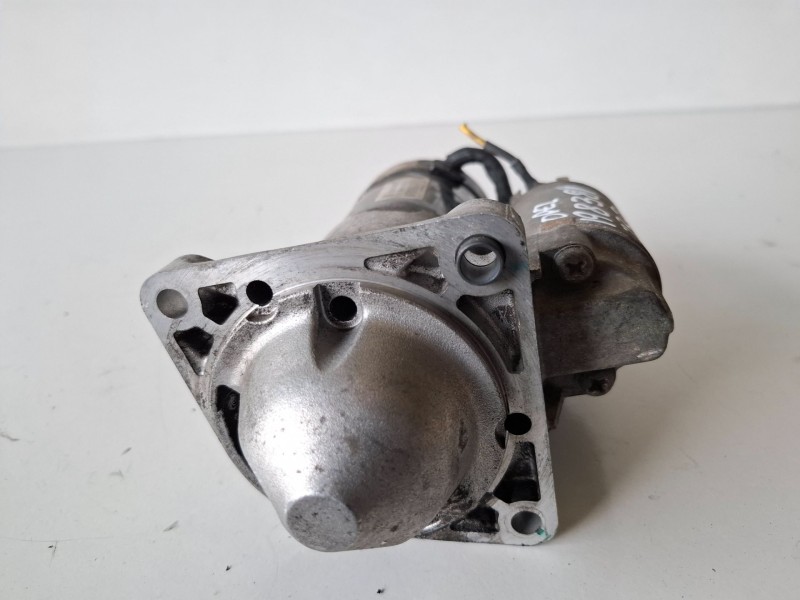 Recambio de motor arranque para opel astra j berlina 5p a20dth referencia OEM IAM 55352882  