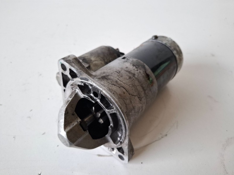 Recambio de motor arranque para opel astra j berlina 5p a20dth referencia OEM IAM 55352882  