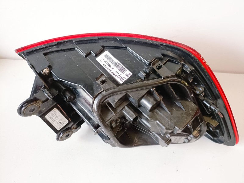 Recambio de piloto trasero derecho para audi a4 avant (8k5) caga referencia OEM IAM 8W9945070  