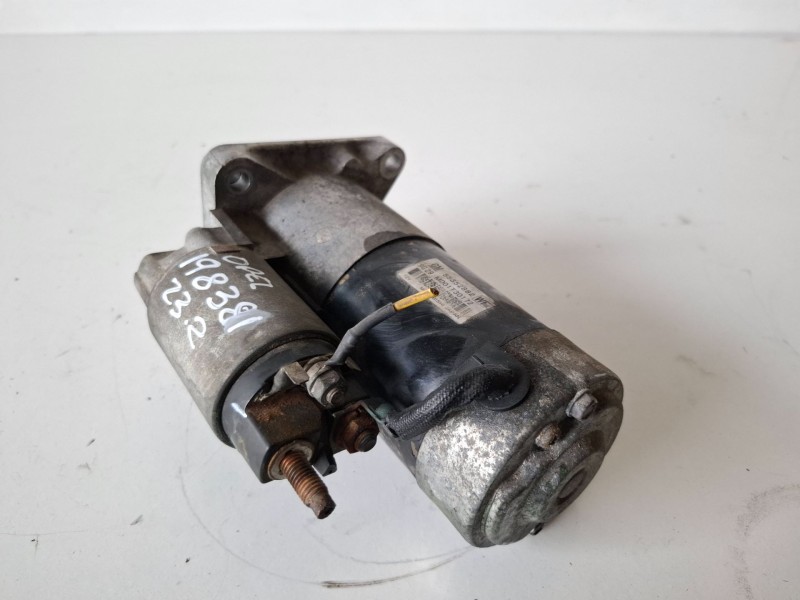 Recambio de motor arranque para opel astra j berlina 5p a20dth referencia OEM IAM 55352882  
