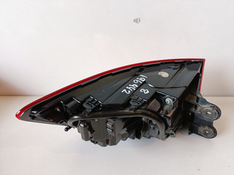Recambio de piloto trasero derecho para audi a4 avant (8k5) caga referencia OEM IAM 8W9945070  